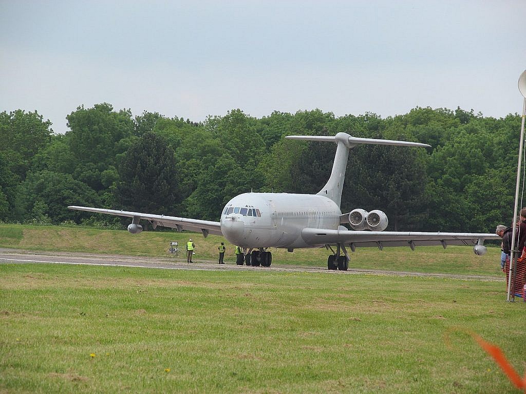 A Super VC10