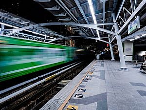 HIgh Speed Train