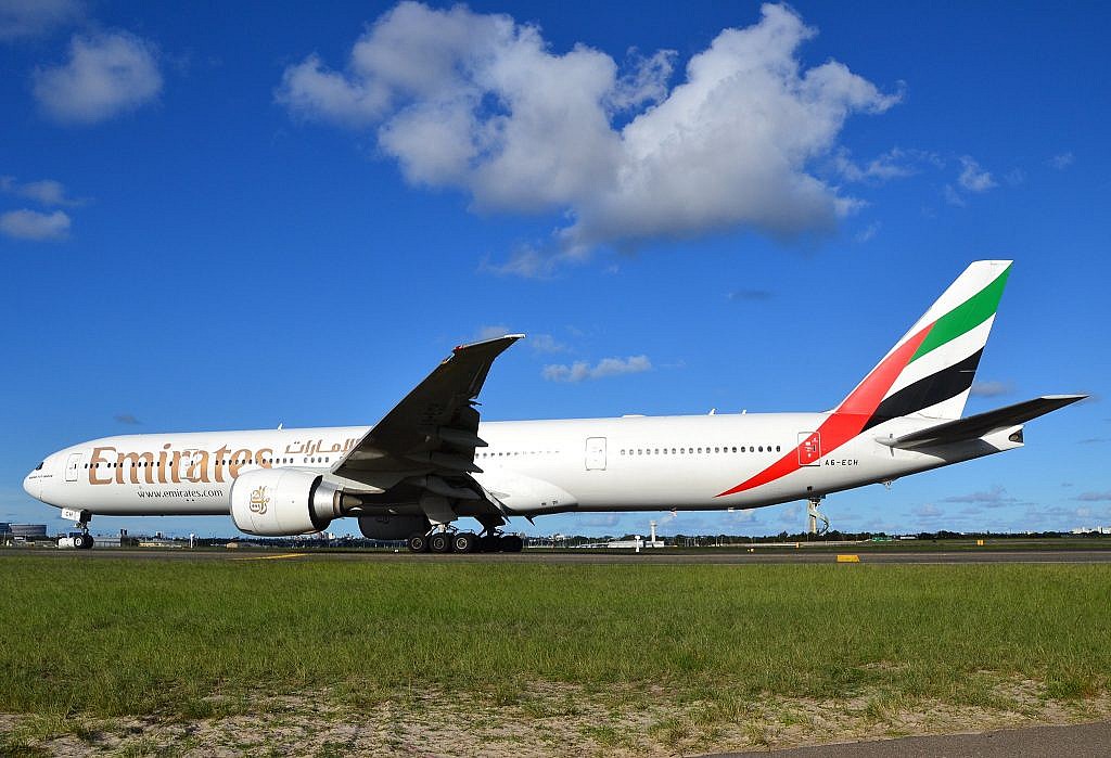 Emirates 777