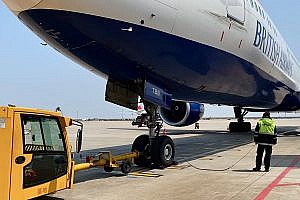 British Airways B777 Loading