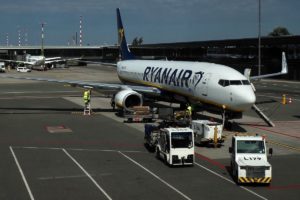 Ryanair Boeing 737 Preparing to Fly