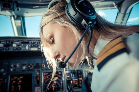 Dutch Pilot Girl Meet Youtube Sensation Michelle Gooris Travel Radar