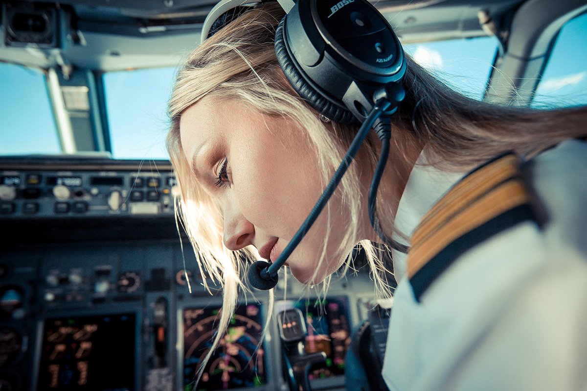 Dutch Pilot Girl