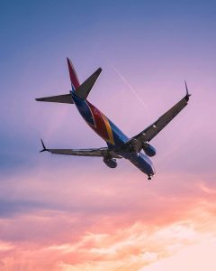 Southwest Airlines descending