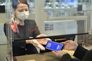 Japan Airlines is testing the IATA health app © Japan Airlines
