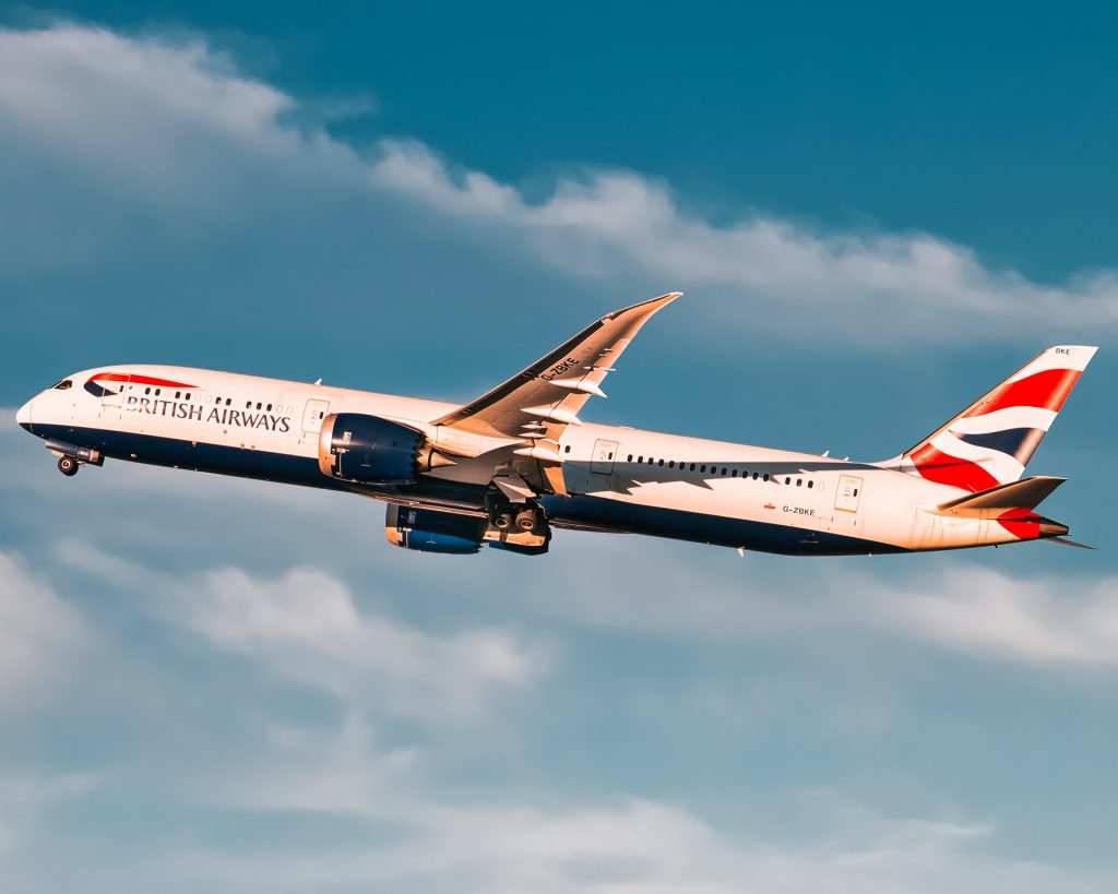 BA 787 taking off from San Francisco. Photo by Arkin Si