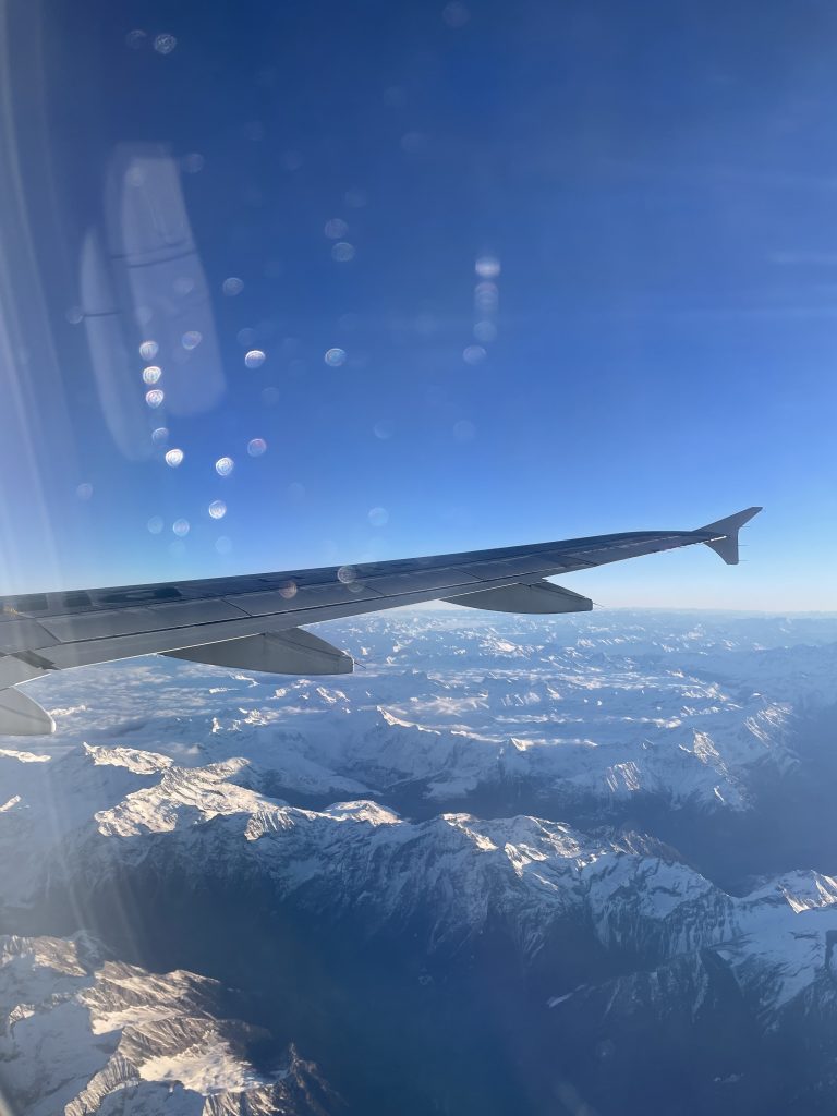 Flying over the Alps. @ Giacomo Amati / Travel Radar