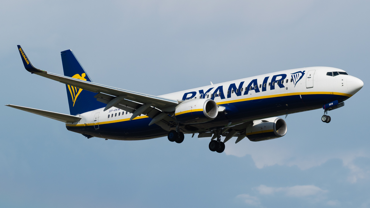 Ryanair base close frankfurt