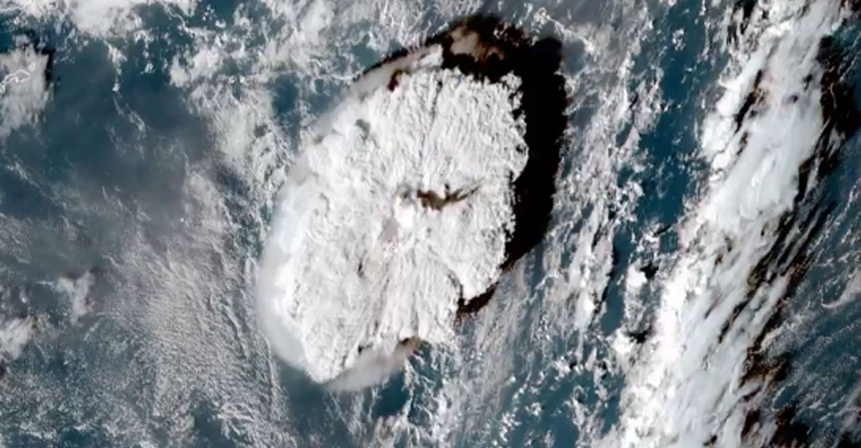 Tonga Volcano Eruption and Tsunami Breaking News