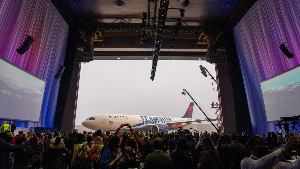 Delta olympic livery