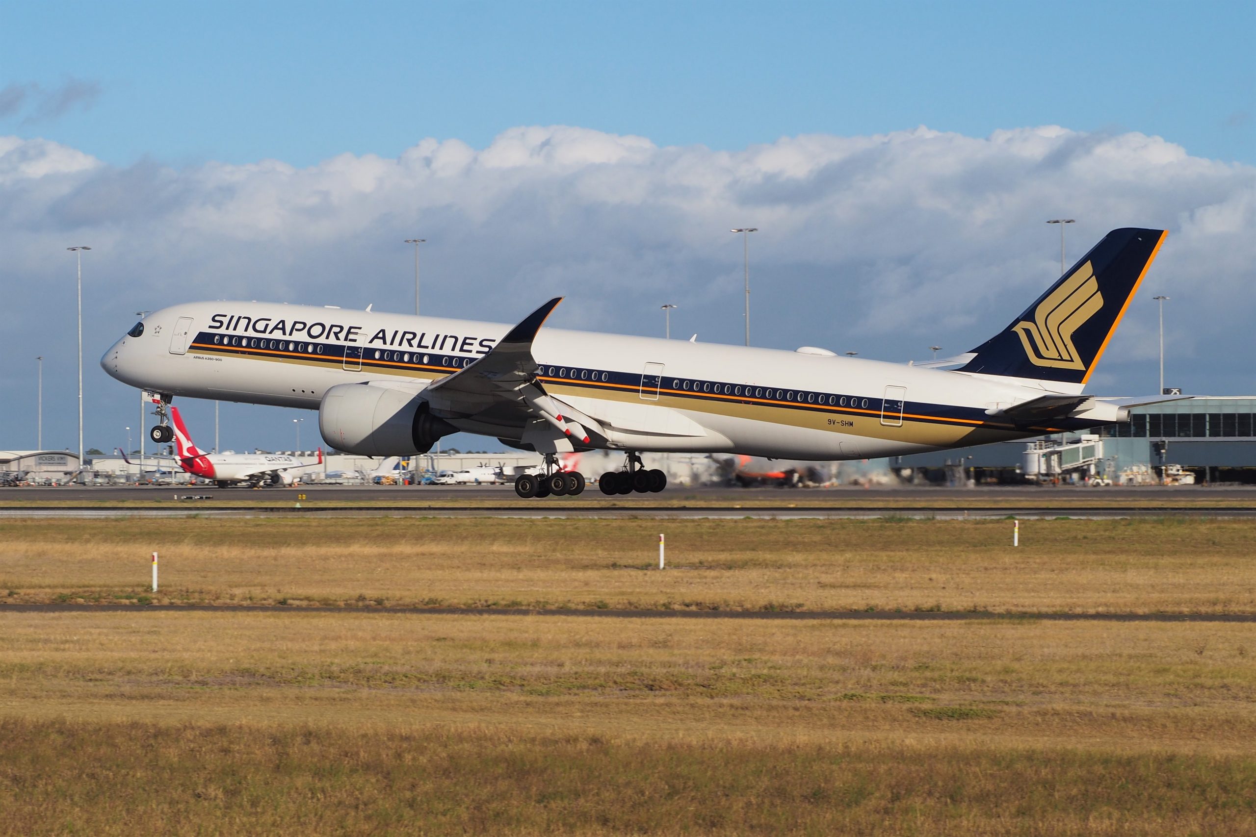 Singapore Airlines reintroducing their full pre-pandemic flight schedule from London Heathrow © Tony Haynes / Flickr Commons