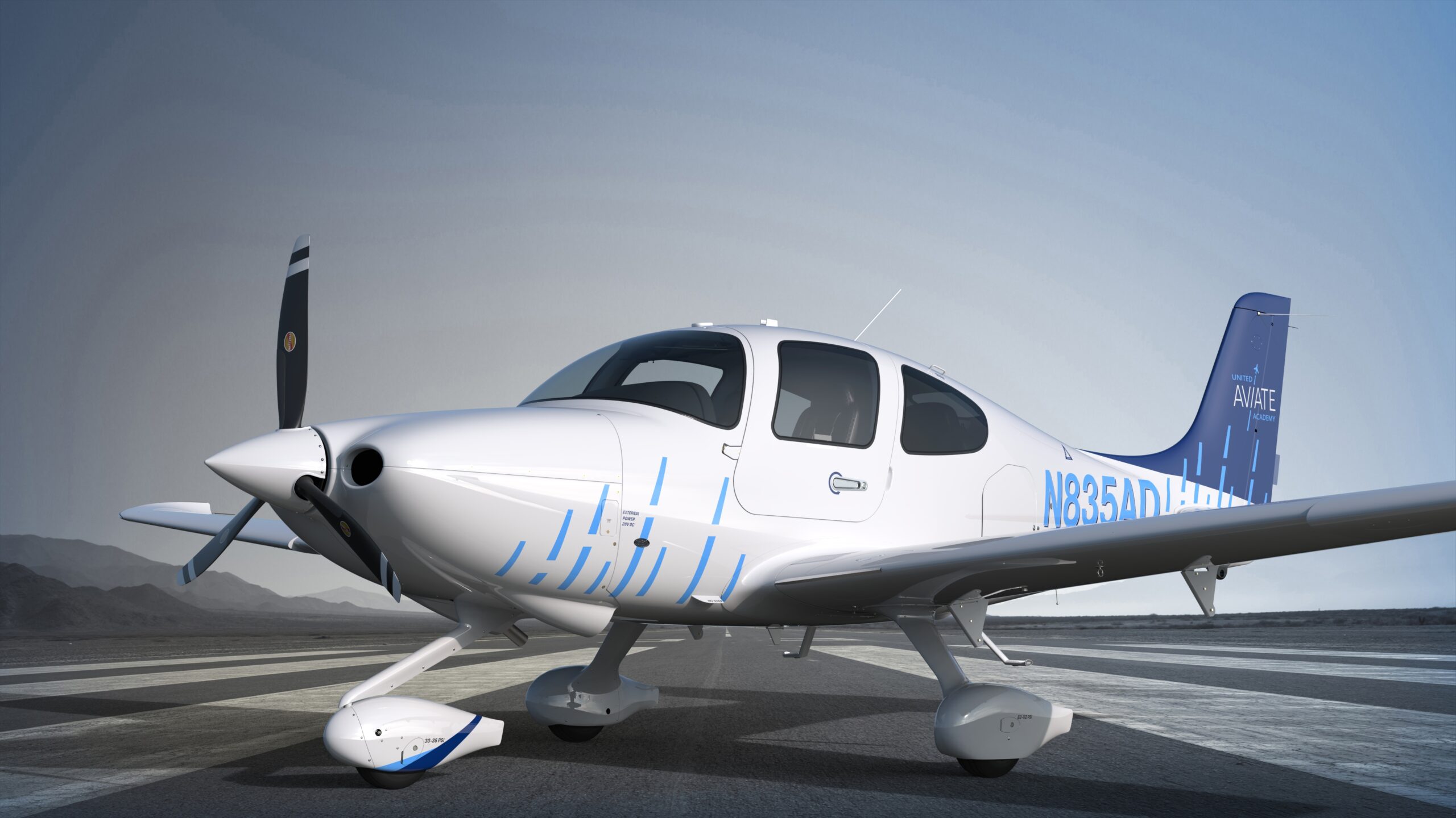cirrus SR20 in United Aviate livery