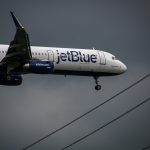 JetBlue tells staff not to turn down shifts as it lets down crew and customers