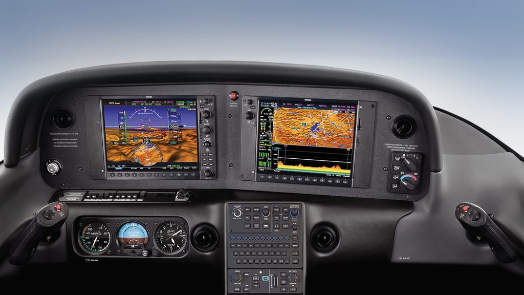 cockpit of Cirrus