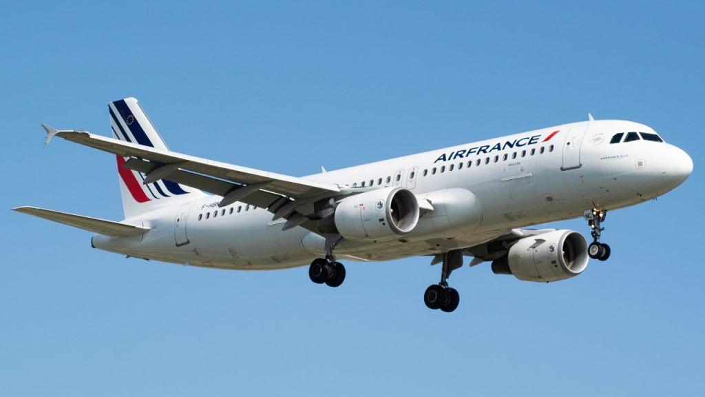 AF A320 moments before landing. @ Marco Macca / Travel Radar