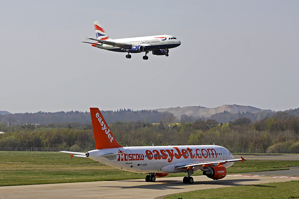 EasyJet and British airways are facing staff shortages 