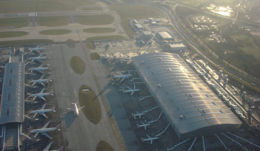 british airways offer 1k bonus to new recruits