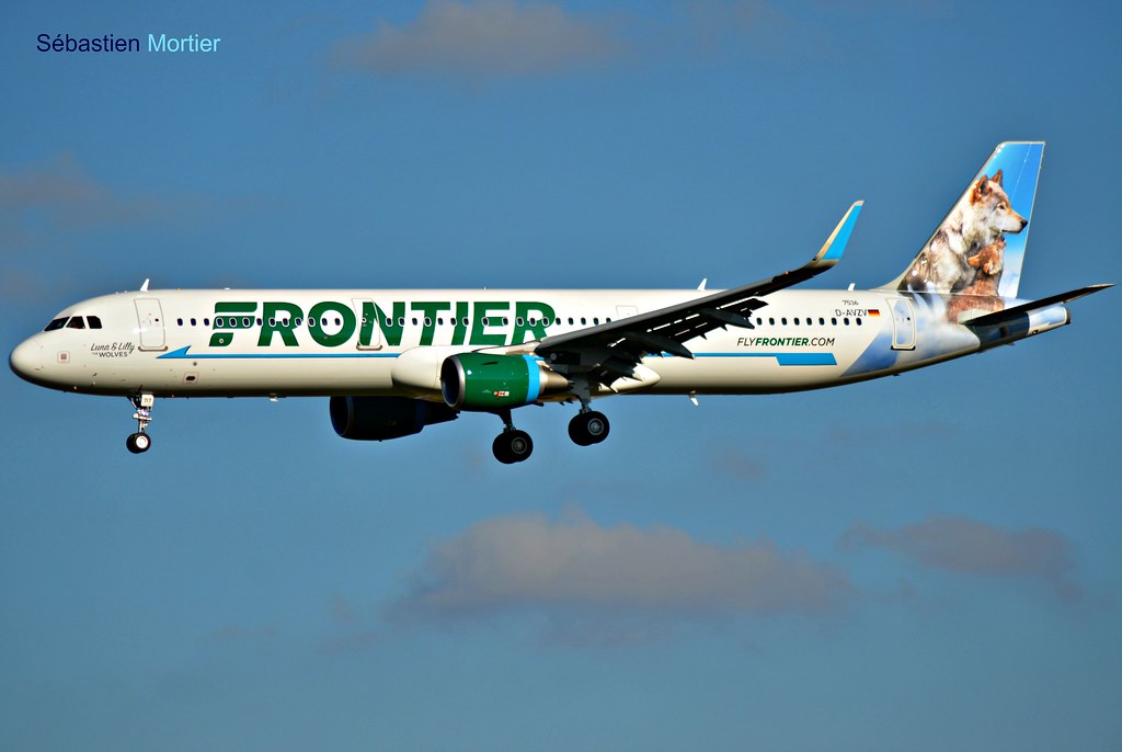 Baby born aboard frontier airlines flight lily and luna wolves