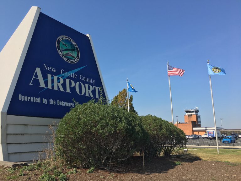 Frontier withdraw form ILG, Delaware's only commercial Airport