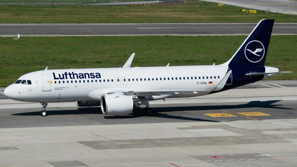 LH A320 taxiing. @ Marco Macca / Travel Radar 