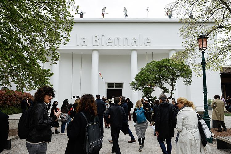 Vienna and Venice airport, The Biennale, SAF, art exhibition 