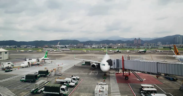 airlines, aircraft, airport
