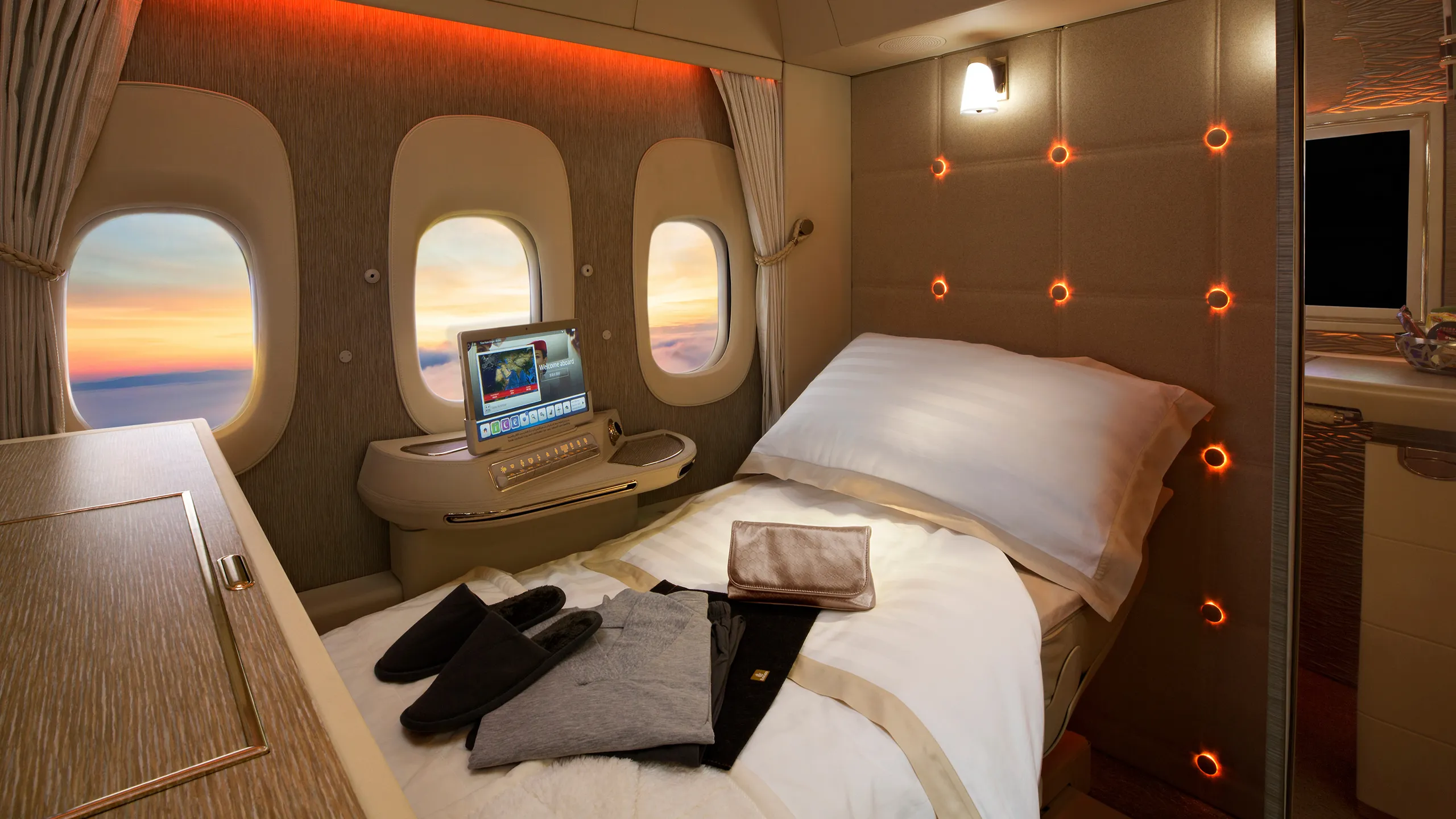 Emirates First Class Suite where VOYA perfume is available in amenities bag.