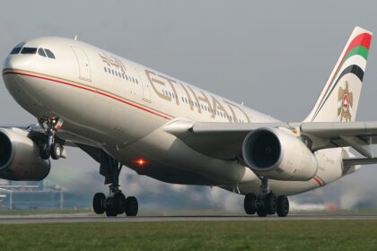 Etihad_Airways_A330-200
