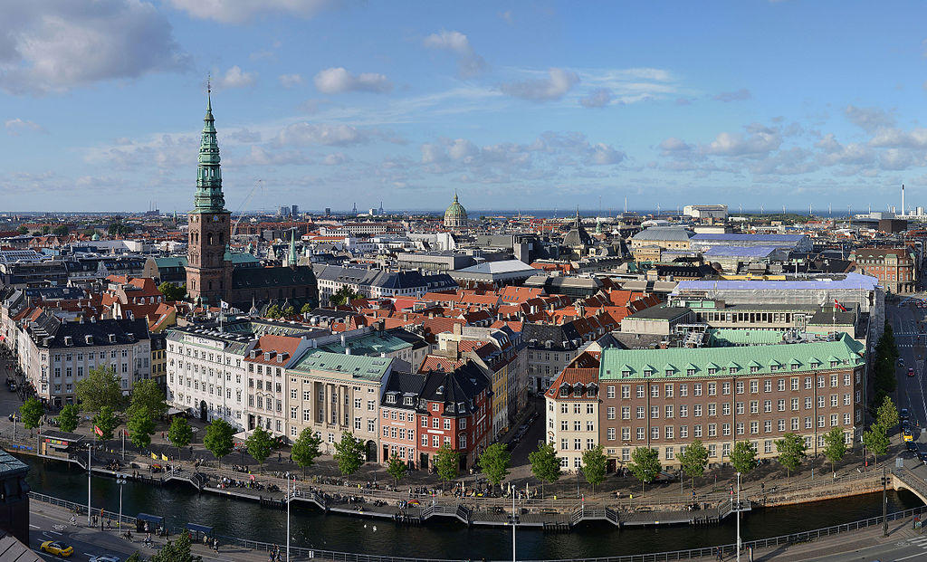 Copenhagen - view from castle Christiansborg © Pudelek