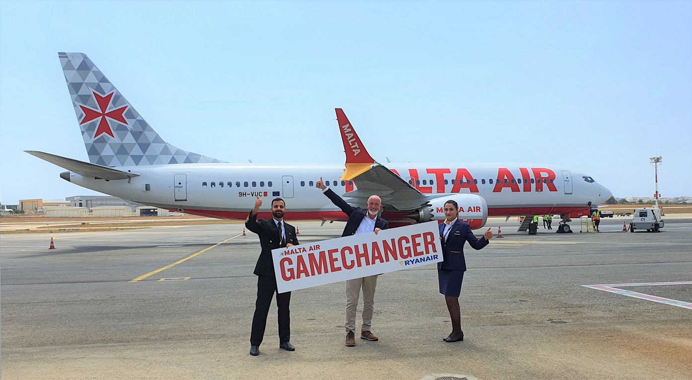 First Malta Air “Gamechanger” Boeing 737-8200 Lands In Malta 2021