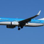 KLM 737 coming into land
