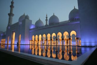 The image of Abu Dhabi, Mosque.