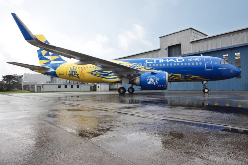 Photo of new Chennai Super Kings and Etihad Aireays livery. Coloured blue and yellow on an Airbus A320neo aircraft.