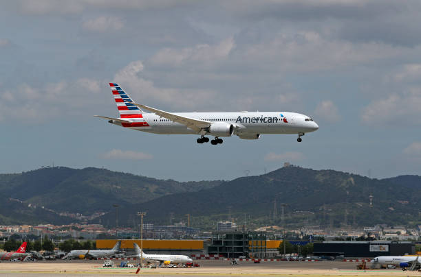American Airlines Boeing 787-9 Dreamliner Landing at a tarmac