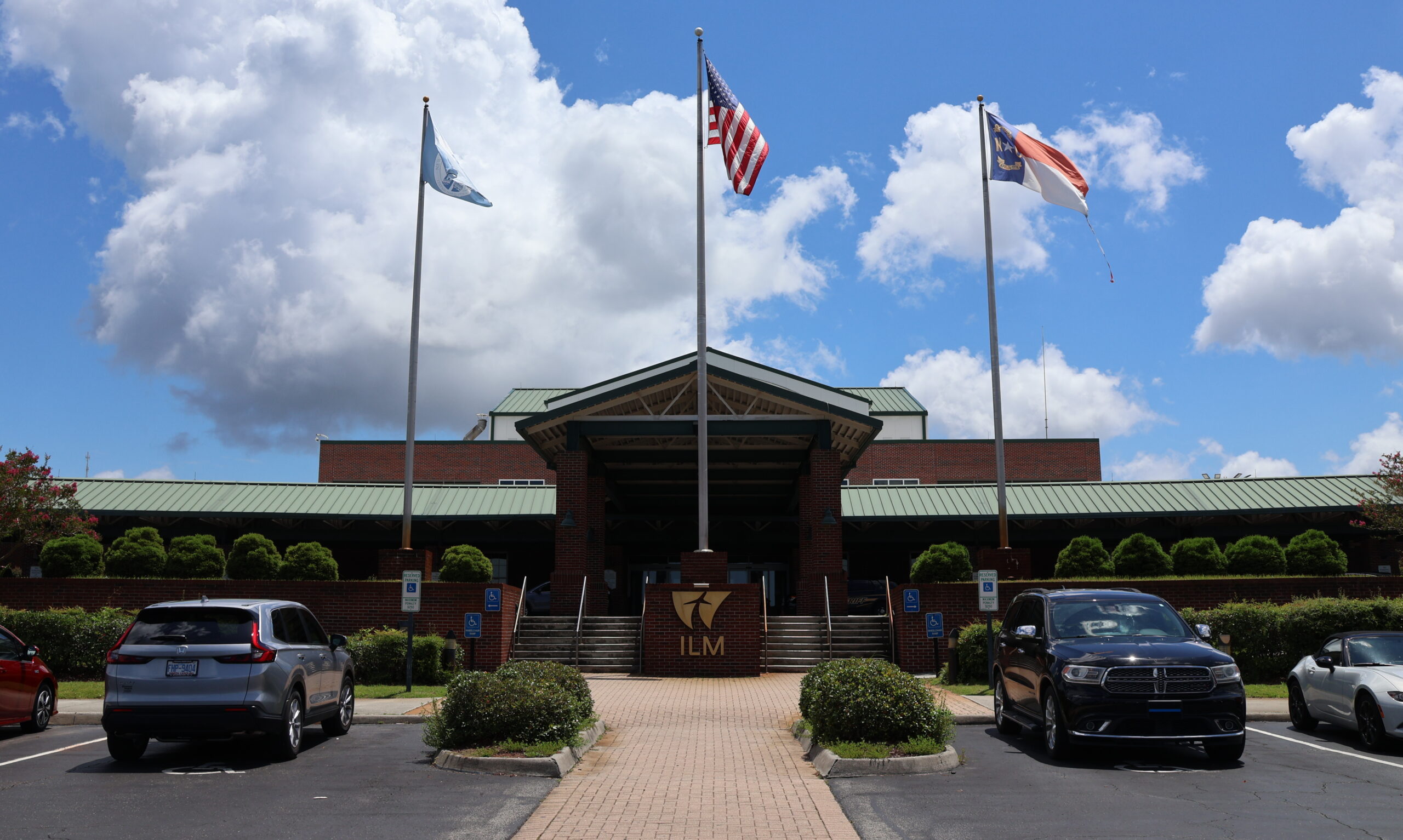 Wilmington International Airport in New Hanover County, North Carolina © DiscoA340
