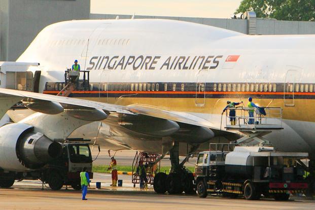 The world’s longest commercial airplane flight connecting Newark and Singapore