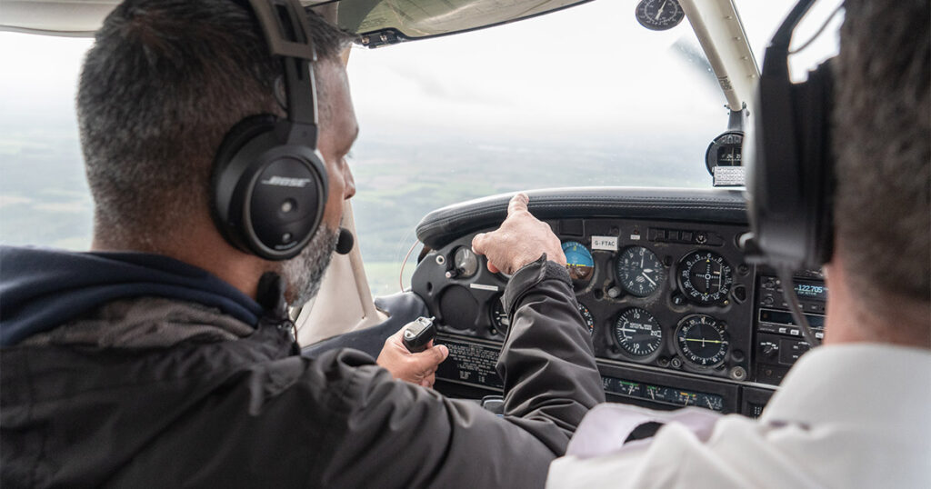 Pilot Fun Gift an Experience Like No Other: Learn to Fly a Plane or Dive into ...