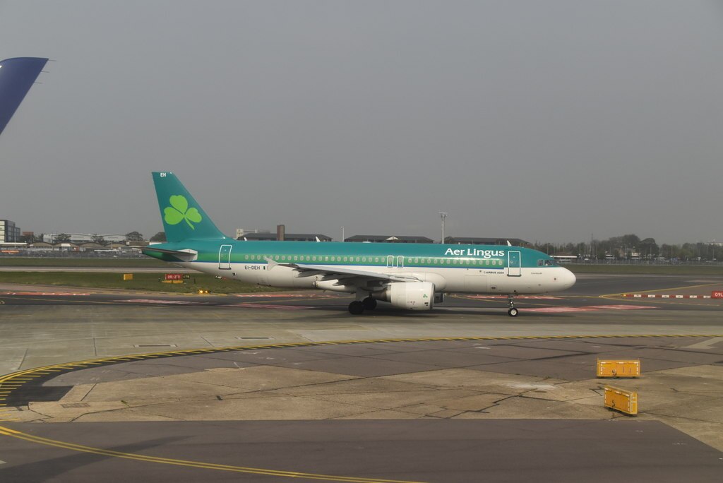 Aer Lingus A320 at Heathrow