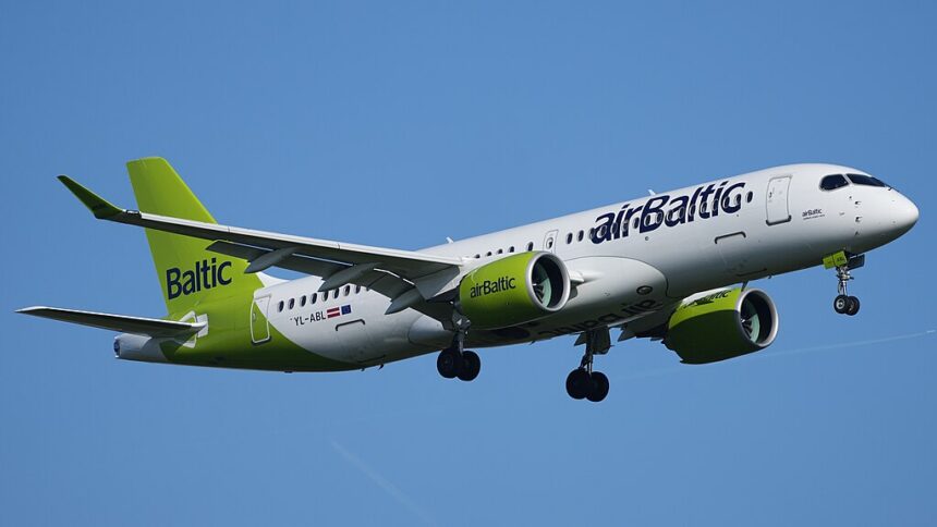 airBaltic A220-300