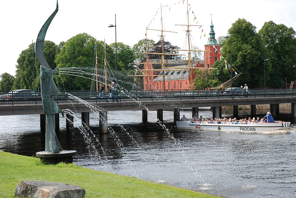 The river Nissan in front of the castle of Halmstad