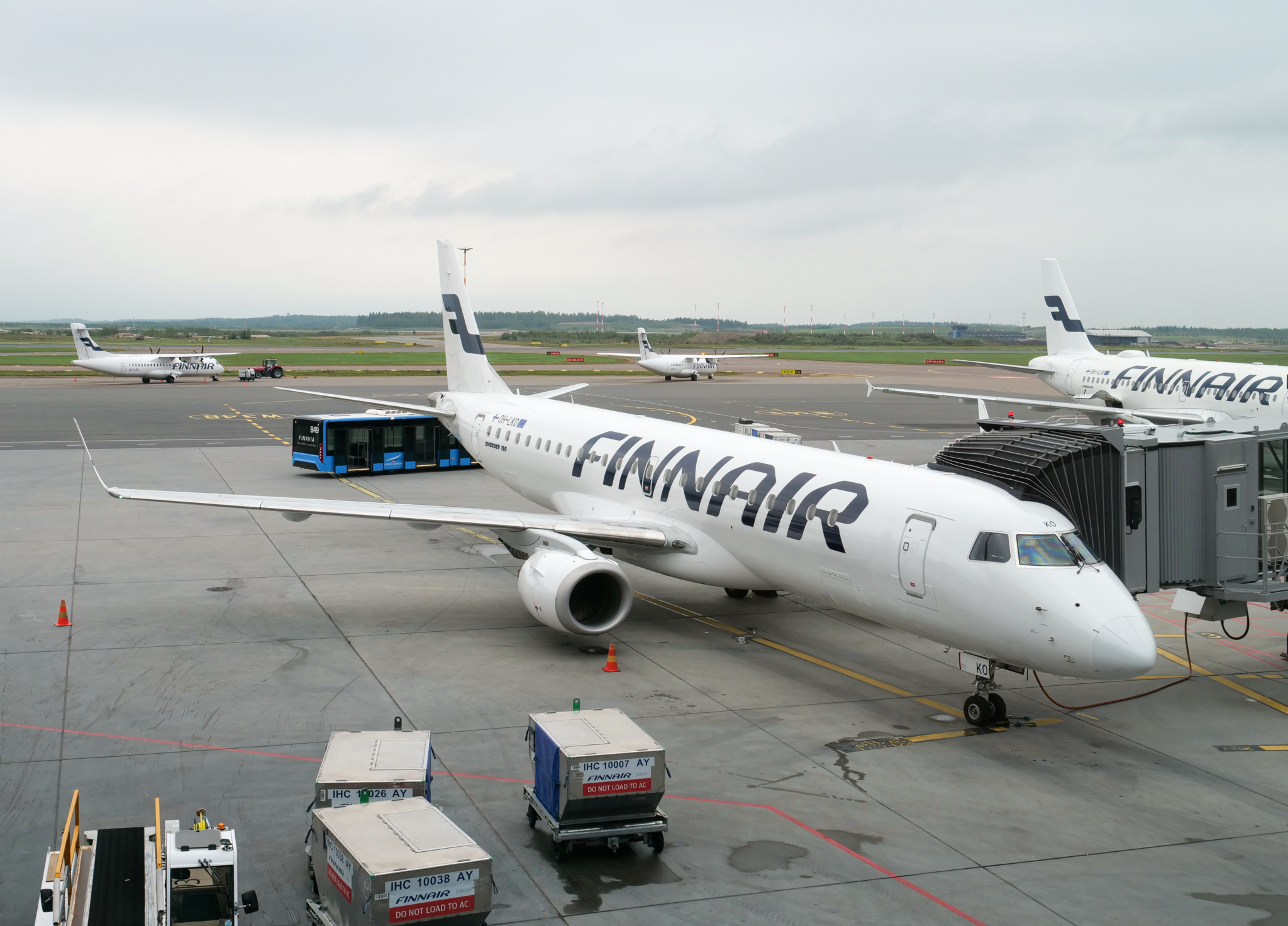 Finnair Embraer 190 at Helsinki Airport 
