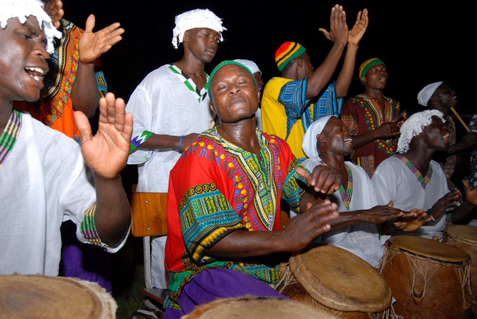 Enjoy the lively culture of music of West Africa © Emilio Labrador 