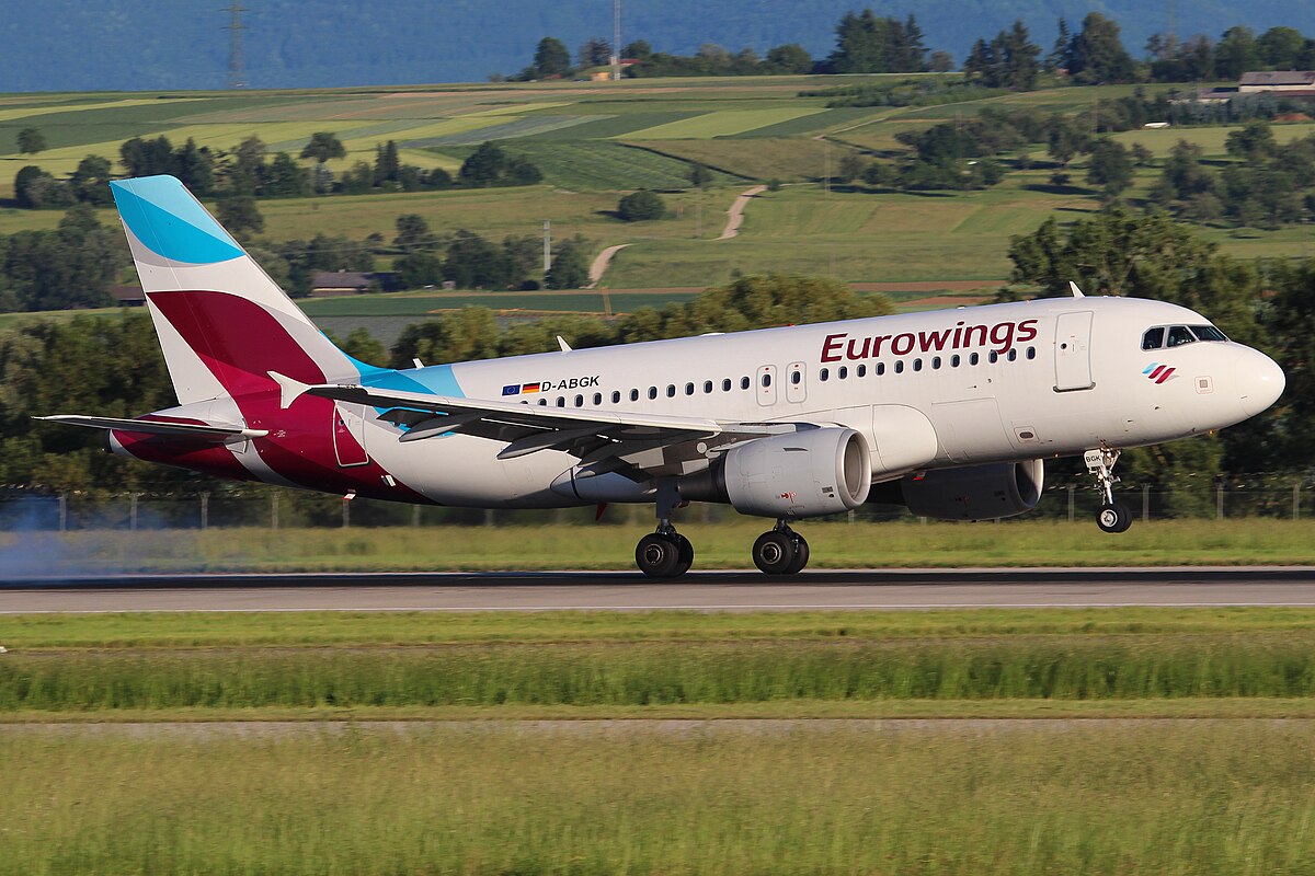 A Eurowings Airbus A329 taking.