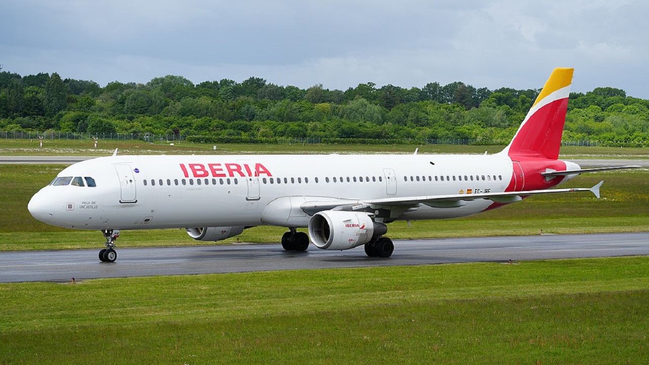 An Iberia Airbus A321-200 on a runway