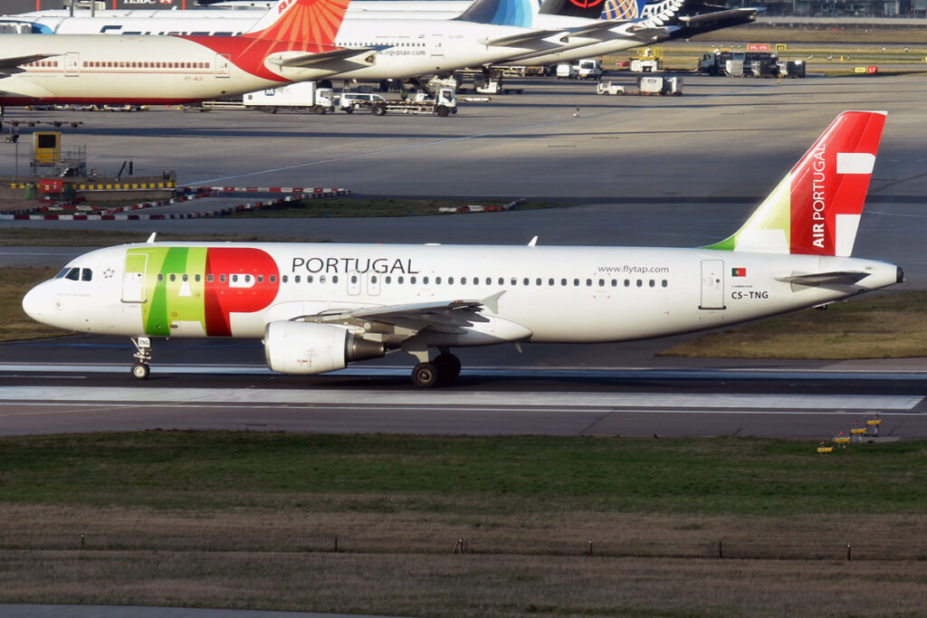 TAP_Portugal_A320 on the runway