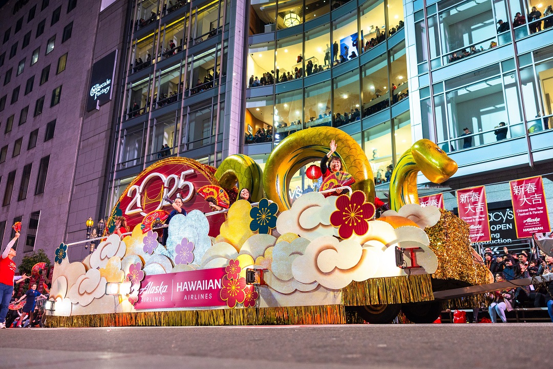 The snake float making its way through San Francisco