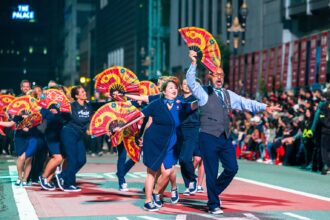 Alaska and Hawaiian Airlines celebrating together