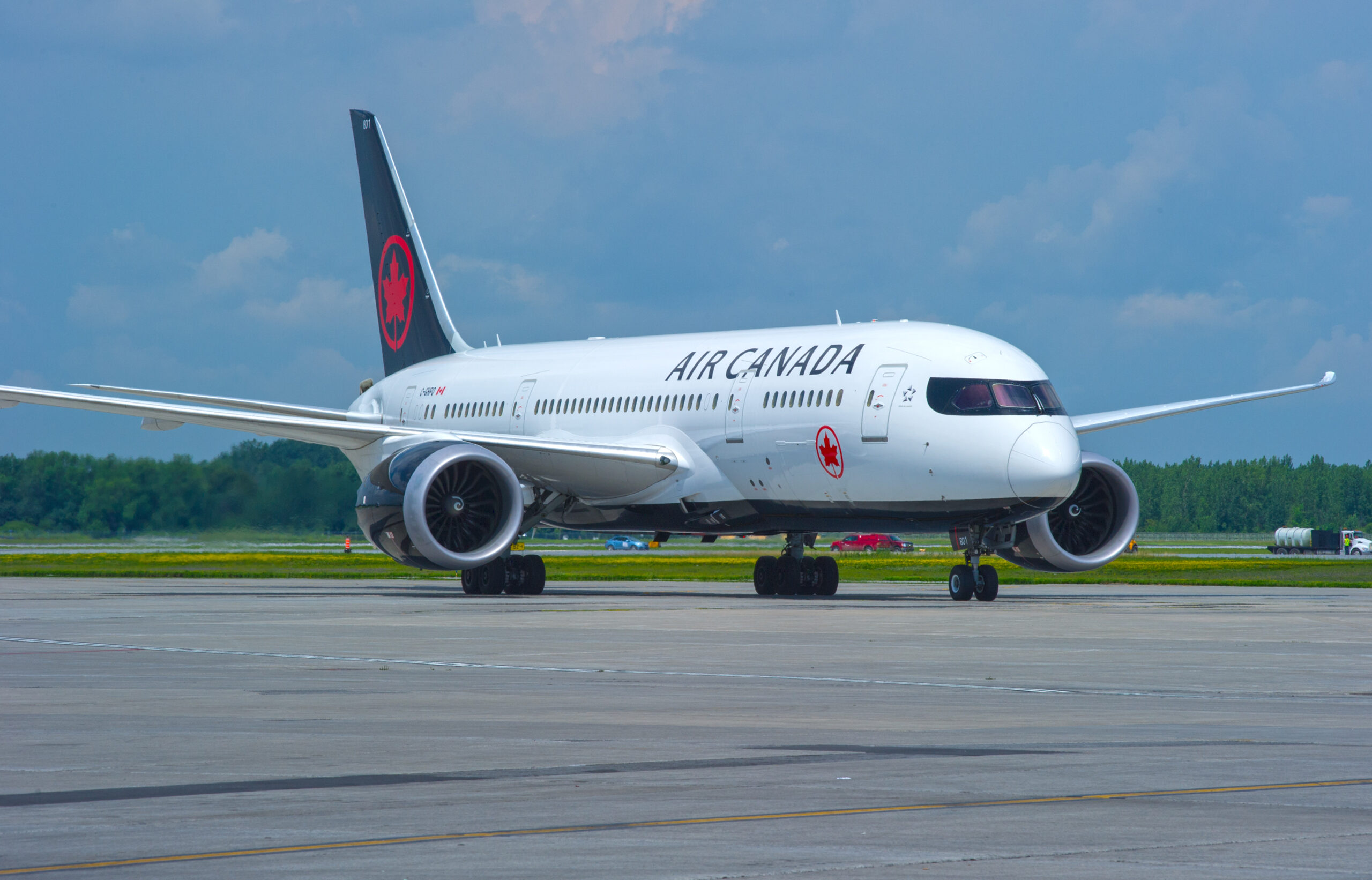Air Canada Boeing 787-8.