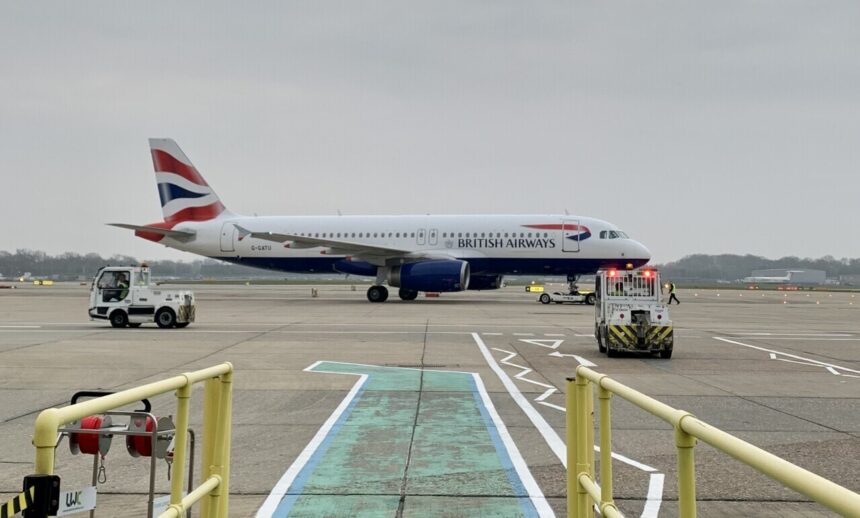 British Airways to acquire Boeing’s Gatwick MRO hangar facility © British Airways