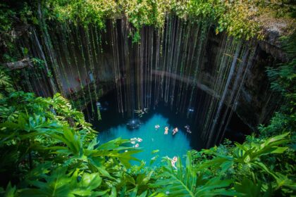 Ik-Kil Cenote, Yucatan Peninsula, Mexico © Traveler.comIk-Kil Cenote, Yucatan Peninsula, Mexico © Traveler.com